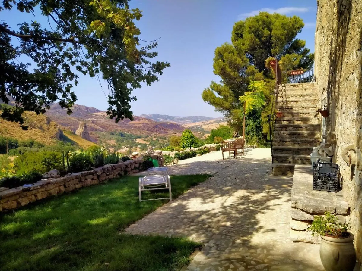 Baglio Misita E Spa Villa Prizzi Alpesi faház